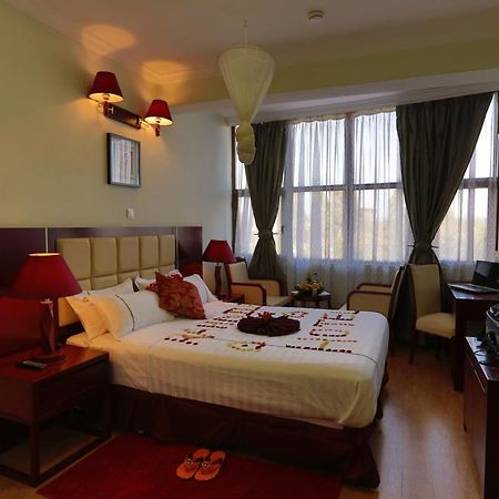 Rahnile Hotel 바히르 다르 외부 사진