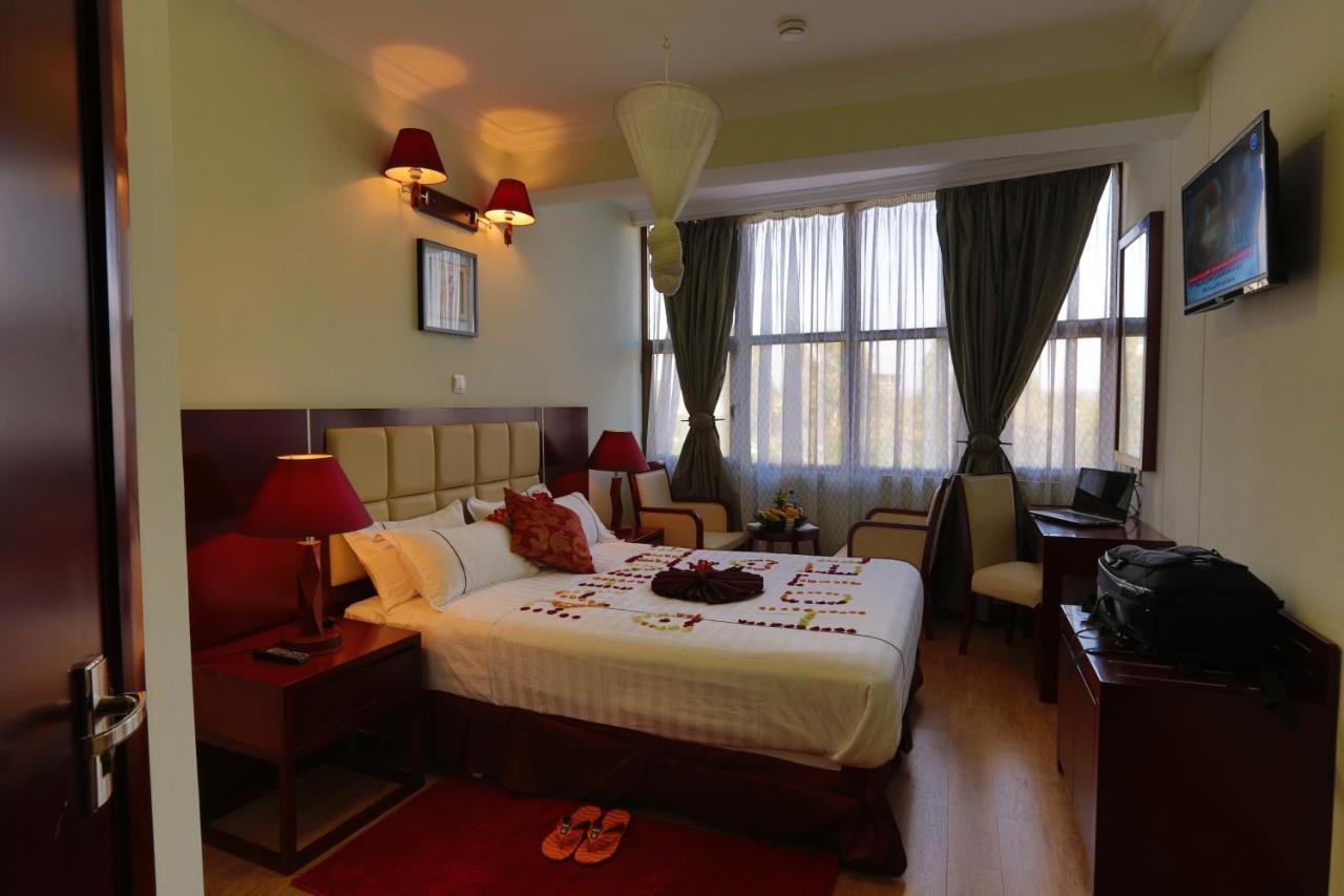 Rahnile Hotel 바히르 다르 외부 사진