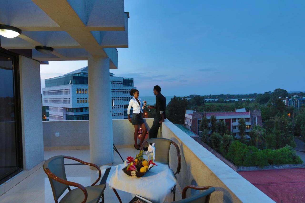 Rahnile Hotel 바히르 다르 외부 사진